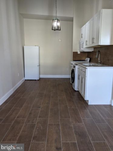 616 11th St, Philadelphia, PA 19123-3334