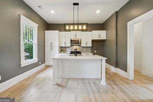 541 Elbridge Dr, Atlanta GA  30318-8137 exterior