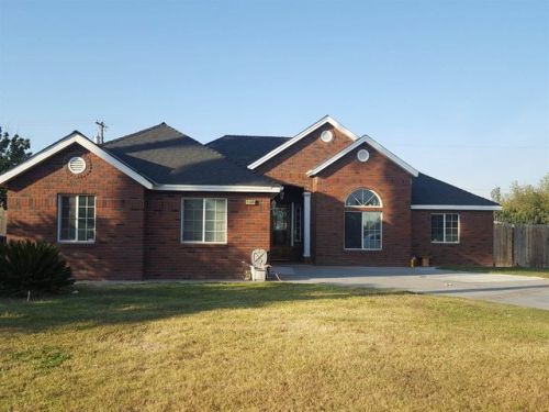 25605 Honda Rd, Madera, CA 93638-0410