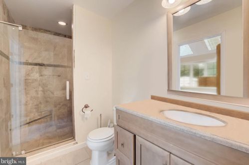 4964 Elm St, Shady Side MD  20764-9655 exterior