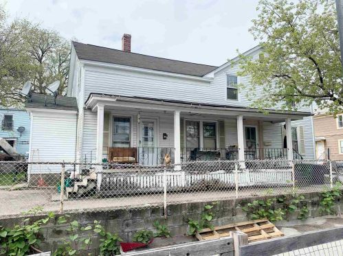 57 Vine St, Nashua, NH 03060-3968