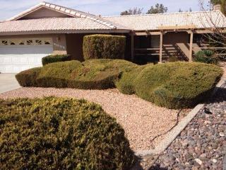 27976 Rustic Ct, Helendale, CA 92342-7712