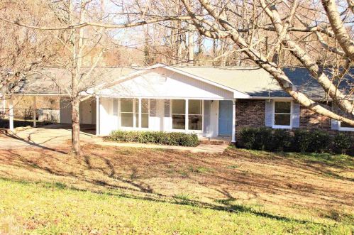 17 Colonial Dr, Newnan, GA 30263-2842