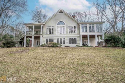 305 Main St, Reynolds Plantation, GA 30642-1137