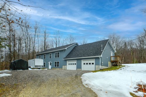 46 Yagger Rd, Norway, ME 04268-4713