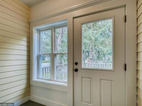 2689 8th Ave, Saint Paul MN  55109-3130 exterior