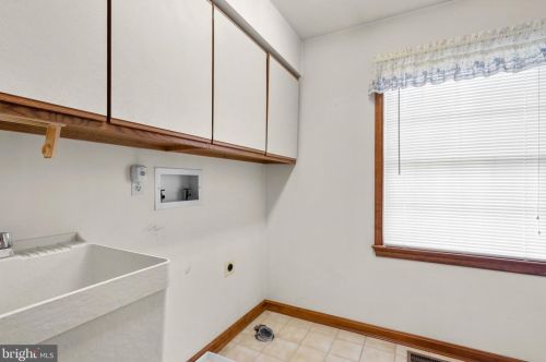 738 Sharpsburg Dr, Davidsonville MD 21035-1927 exterior