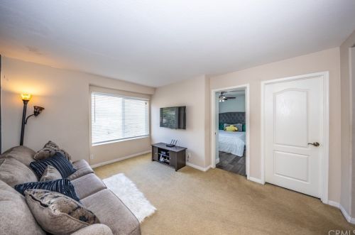 1098 Rexford Ln, Anaheim CA  92808-2333 exterior