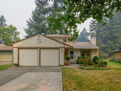 621 127th Ave, Vancouver, WA 98684-0828