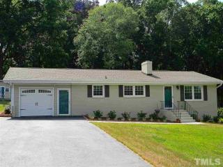 8132 Lakeshore Dr, Garner, NC 27529-9029