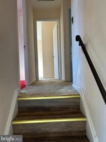 111 Winding Way, Trenton NJ 08620-2625 exterior