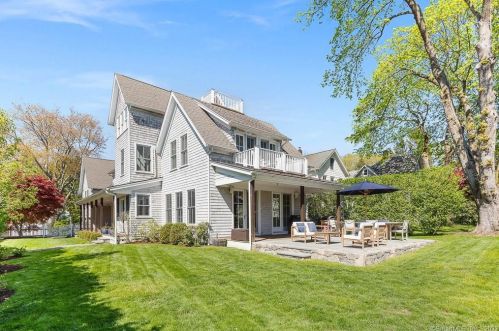 9 Hunt St, Norwalk, CT 06853-1014