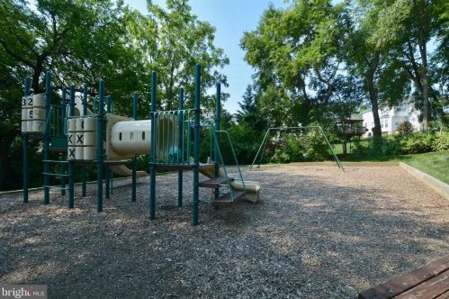 81 Catoctin Ct, Silver Spring MD 20906-2006 exterior