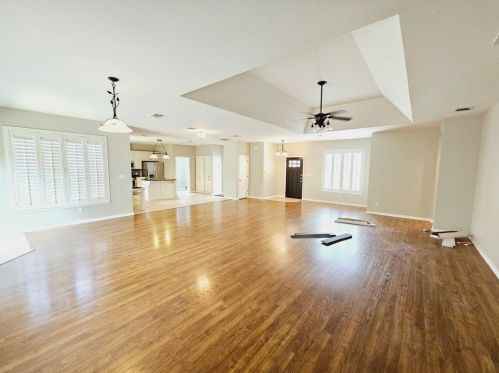 1005 Castile Rd, Austin TX  78733-2506 exterior