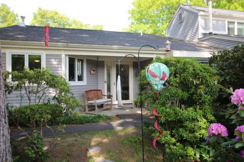 32 Walden Pond Dr, Nashua, NH 03064-2877