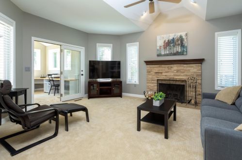 12102 Gantry Ln, Saint Paul MN  55124-6204 exterior