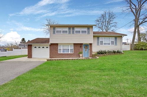 39 Wyoming Dr, Jackson Twp, NJ 08527-1548