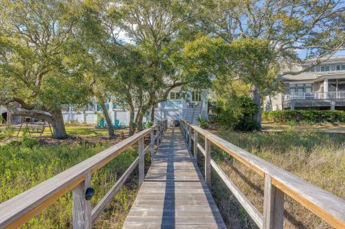 55 Waterway Island Dr, Isle Of Palms SC  29451-2728 exterior