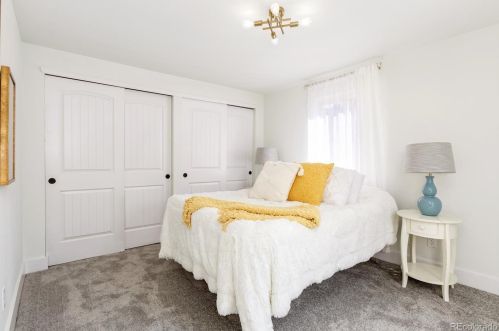 3063 Hudson St, Denver CO  80207-2746 exterior