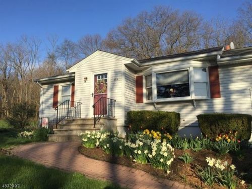294 County Rd 565, Wantage, NJ 07461-2635