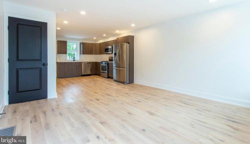 2120 Ellsworth St, Philadelphia PA  19146-2828 exterior