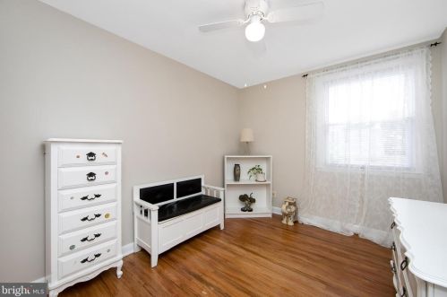 822 Borbeck Ave, Philadelphia PA  19111-3105 exterior