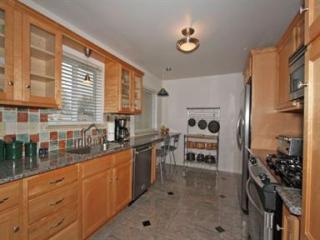 5540 Jewell Ave, Denver CO  80222-4729 exterior