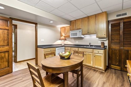 3527 Hidden Acres Dr, Atlanta GA  30340-4449 exterior