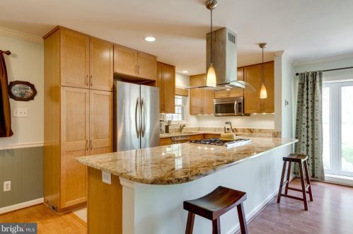 5408 Juliet St, Springfield VA  22151-2615 exterior