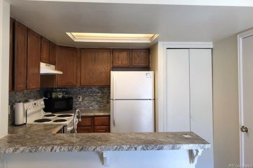 17217 Frd Dr, Aurora CO 80017-3259 exterior