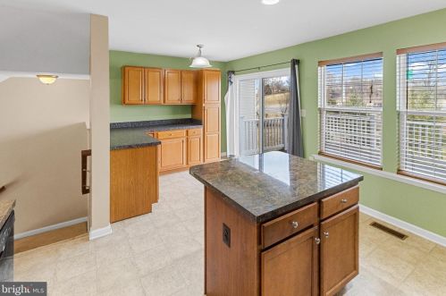 22 Appalachian Ct, Falling Waters WV  25419-1169 exterior
