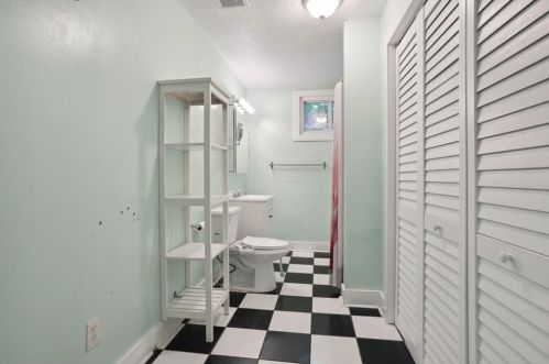 955 Hall Pl, Atlanta GA  30318-4926 exterior
