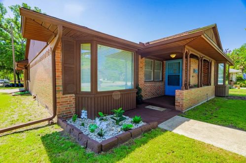 9930 Cloister Dr, Dallas TX  75228-3617 exterior