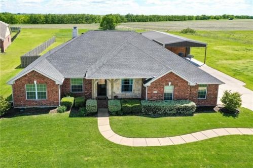 1415 Meadowbrook Ln, Nevada, TX 75173-7031