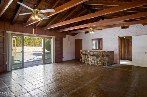 5253 Ramsdell Ave, Glendale CA 91214-3738 exterior