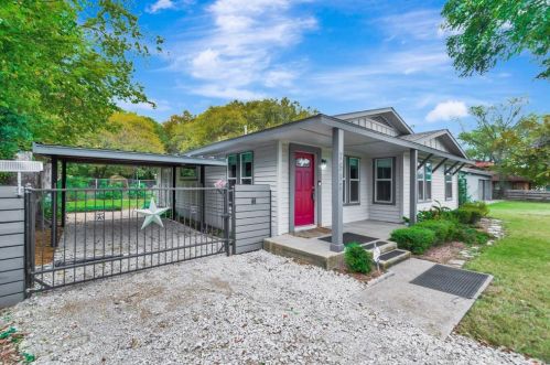 7517 John T White Rd, Fort Worth, TX 76120-3311