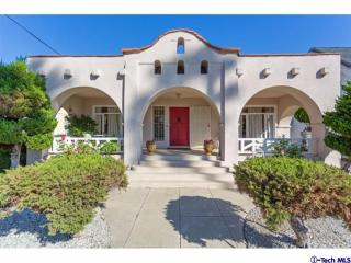 1128 St Andrews Pl, Los Angeles, CA 90038-2970