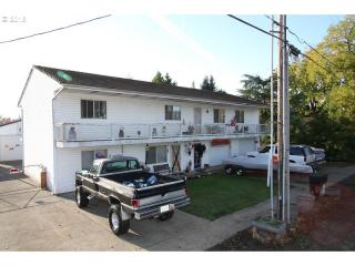 660 Ash St, Grand Island OR  97114-9717 exterior