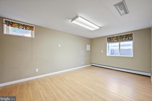 36 Bear Brook Rd, Princeton NJ  08540-6216 exterior