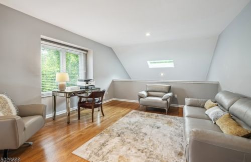47 Clarken Dr, Town Center NJ  07052-3453 exterior