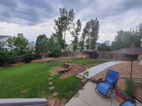 5273 Nepal Way, Aurora CO  80015-6441 exterior