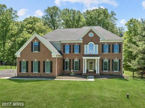 8141 Huntfield Dr, Fulton, MD 20759-2104