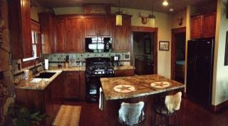 15809 Flintrock Rd, Austin TX  78738-1710 exterior