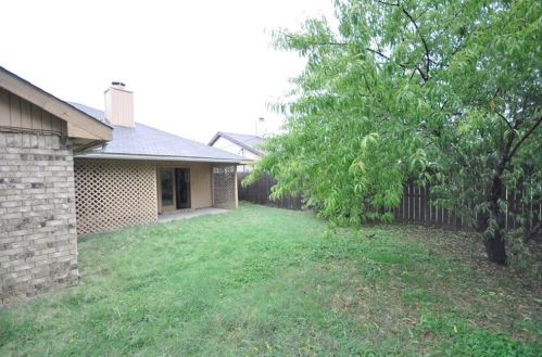 6416 Brookhaven Trl, Fort Worth TX  76133-4407 exterior