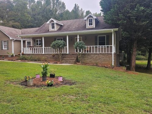 571 Goode Rd, Conyers GA  30094-3224 exterior