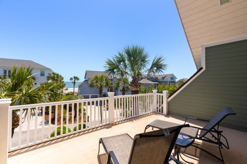 5 Beachwood, Isle Of Palms SC  29451-2815 exterior