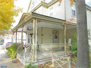 21 Ellis St, Tavistock NJ  08033-1826 exterior