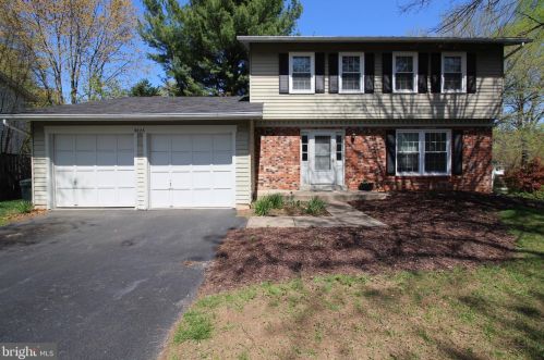 9826 Wolcott Dr, Springfield VA  22015-3841 exterior