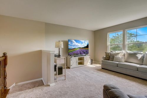 1403 Lighthouse Ln, Pingree Grove IL  60140-2076 exterior