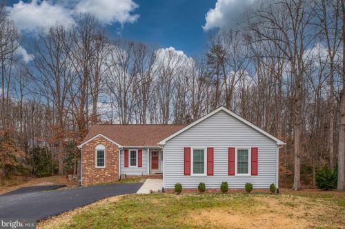 10814 Seven Oaks Ct, Spotsylvania, VA 22553-1680